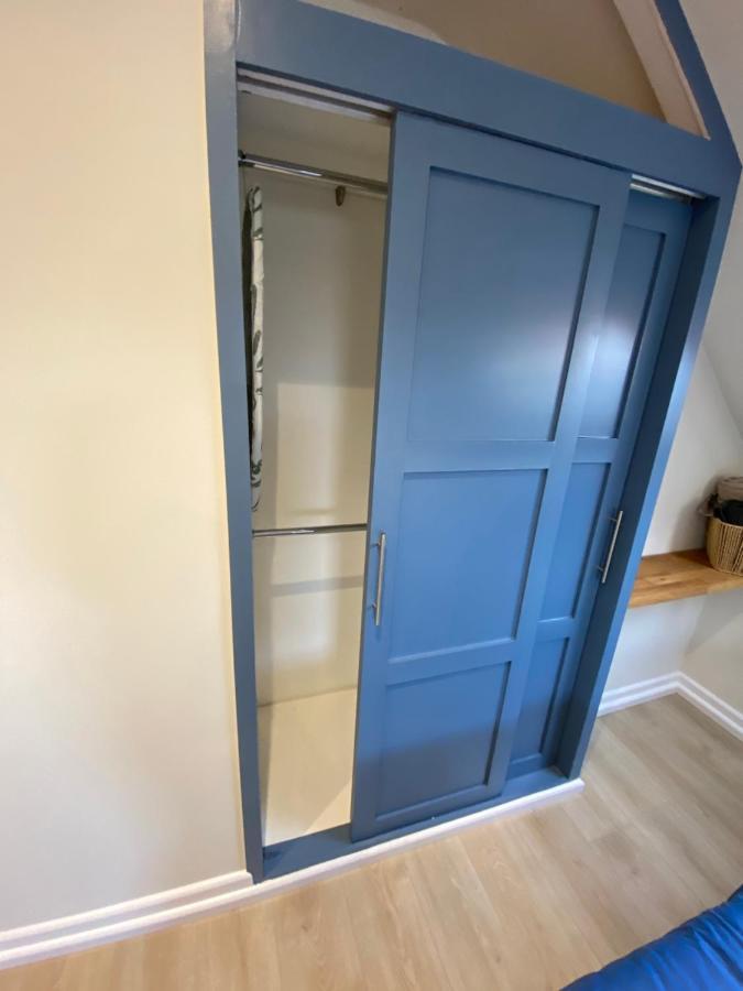 Lovely Spacious Loft Close To Train Station Worthing Eksteriør bilde